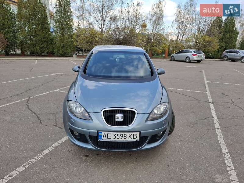 Хетчбек SEAT Toledo 2006 в Кривому Розі