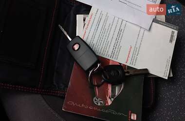 Хэтчбек SEAT Toledo 2005 в 