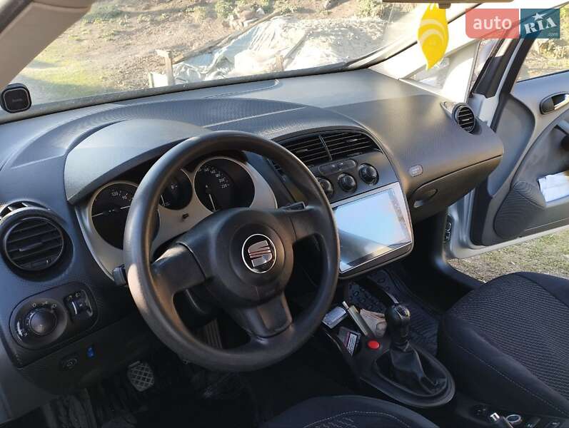 Хетчбек SEAT Toledo 2005 в Хмельницькому фото 3 Хетчбек SEAT Toledo 2005 в Хмельницькому