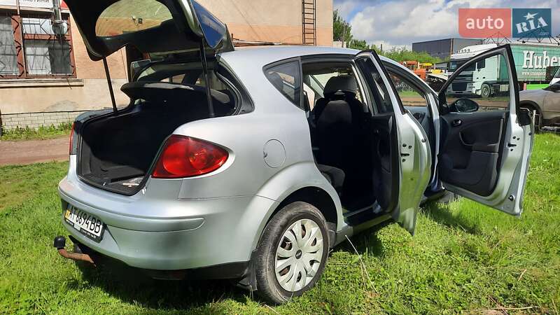 Хэтчбек SEAT Toledo 2008 в Калуше