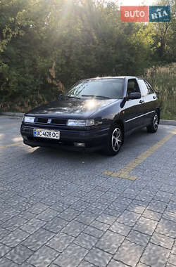 Седан SEAT Toledo 1992 в 