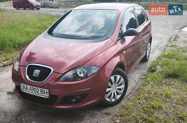 Хэтчбек SEAT Toledo 2008 в Киеве