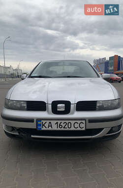 Седан SEAT Toledo 2000 в Киеве