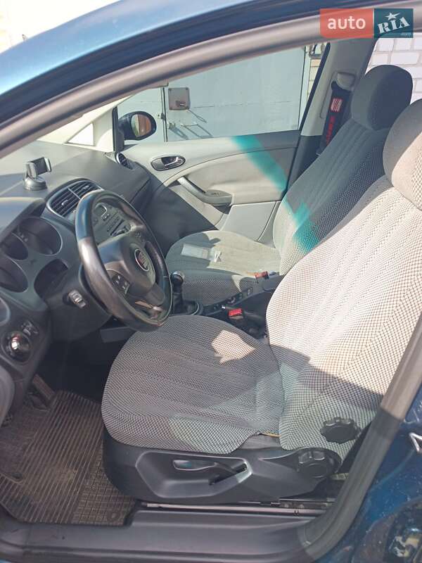 Хэтчбек SEAT Toledo 2006 в Черкассах