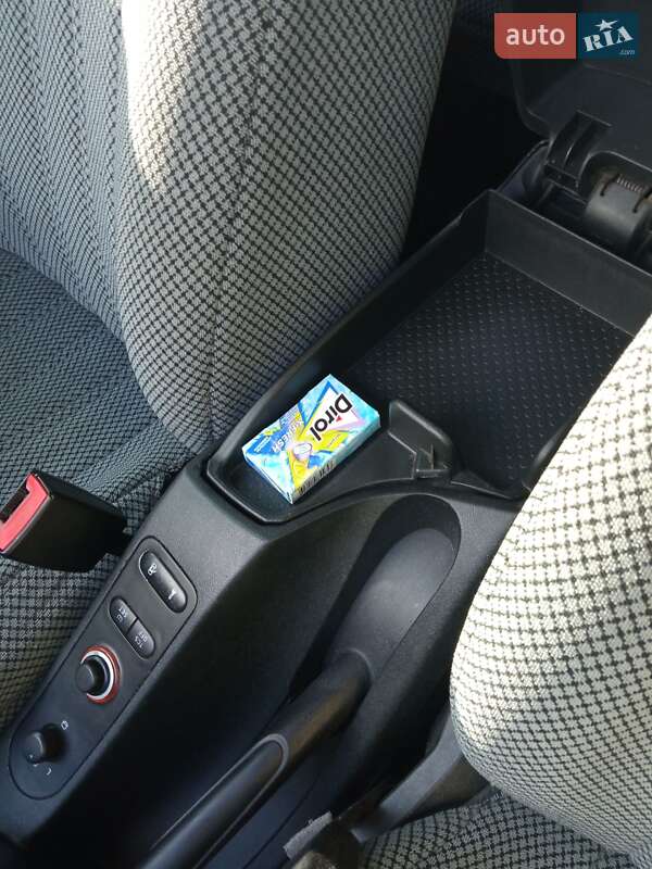 Хетчбек SEAT Toledo 2006 в Черкасах