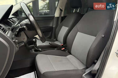 Лифтбек SEAT Toledo 2013 в 