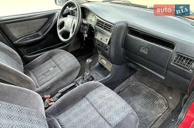 Седан SEAT Toledo 1995 в 