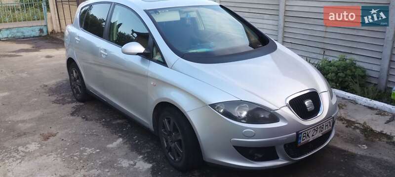 Хэтчбек SEAT Toledo 2005 в Здолбунове