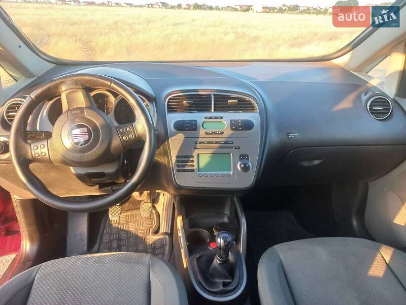 Хэтчбек SEAT Toledo 2005 в Одессе фото 15 Хэтчбек SEAT Toledo 2005 в Одессе