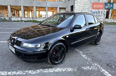 Седан SEAT Toledo 1999 в 