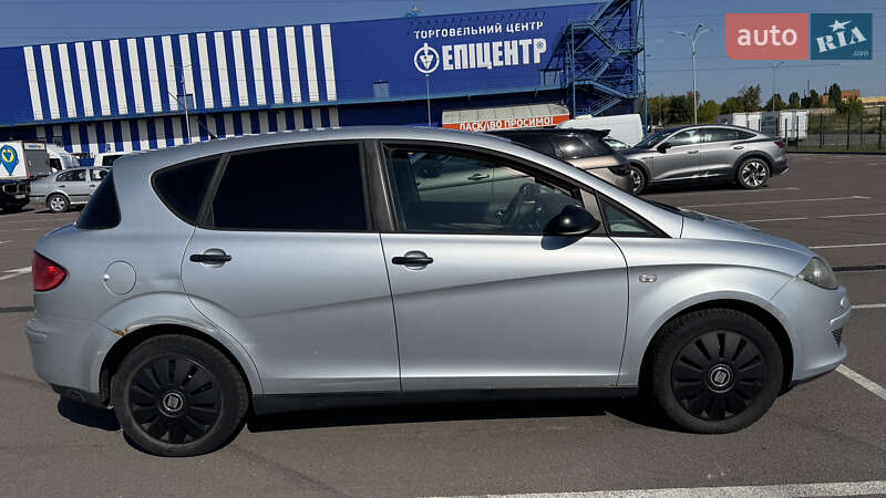 Хетчбек SEAT Toledo 2004 в Тернополі