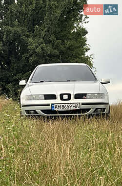 Седан SEAT Toledo 2000 в Коростені