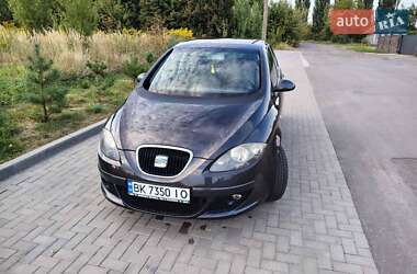Хетчбек SEAT Toledo 2005 в Рівному