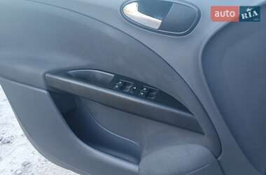Хэтчбек SEAT Toledo 2008 в 