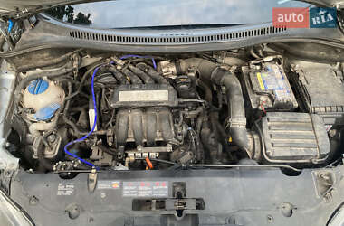 Хетчбек SEAT Toledo 2006 в 