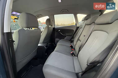 Хэтчбек SEAT Toledo 2004 в 