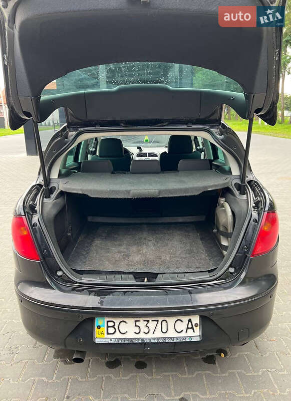 Хетчбек SEAT Toledo 2008 в Львові