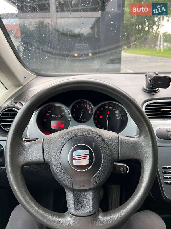 Хетчбек SEAT Toledo 2008 в Львові