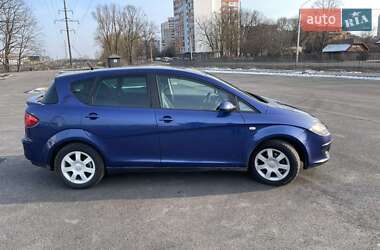 Хетчбек SEAT Toledo 2005 в 