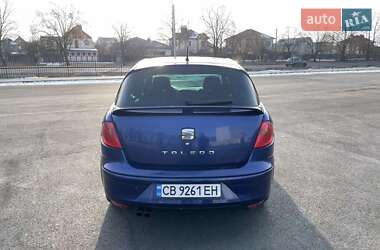 Хетчбек SEAT Toledo 2005 в 
