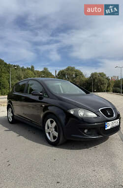 Хетчбек SEAT Toledo 2006 в Дніпрі