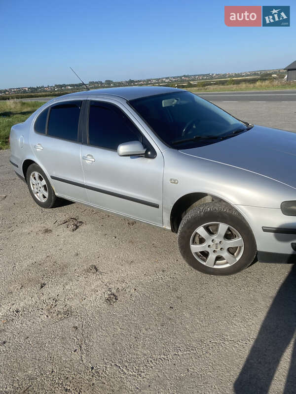 Седан SEAT Toledo 2002 в Львове