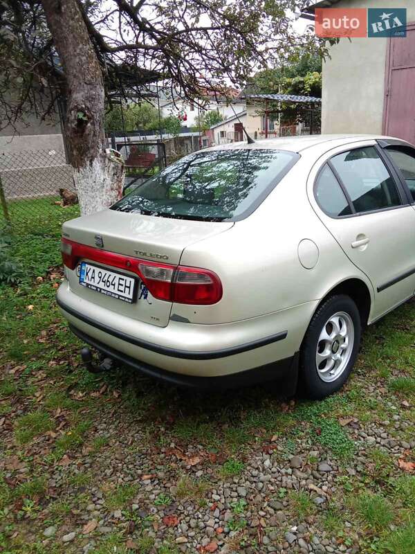 Седан SEAT Toledo 2003 в Стрые фото 21 Седан SEAT Toledo 2003 в Стрые