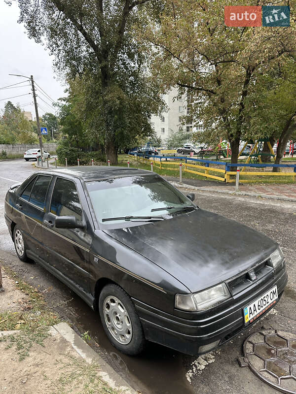 Седан SEAT Toledo 1992 в 