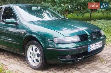 Седан SEAT Toledo 2001 в 