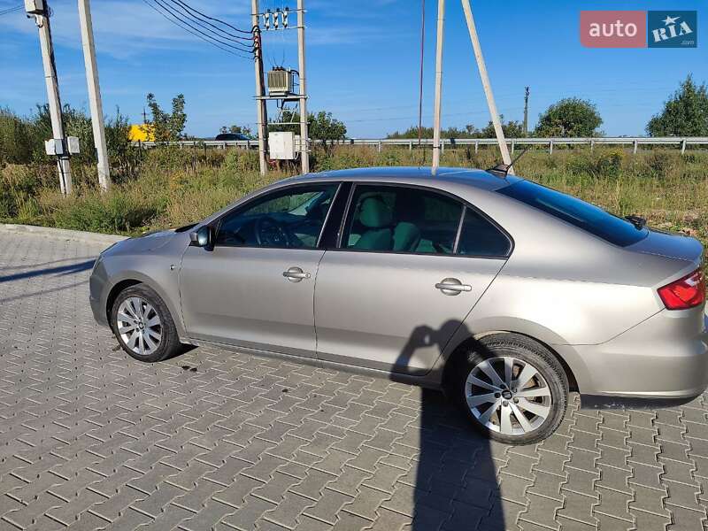 Лифтбек SEAT Toledo 2014 в Львове