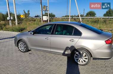 Лифтбек SEAT Toledo 2014 в 