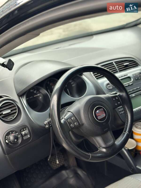 Хэтчбек SEAT Toledo 2006 в Черкассах