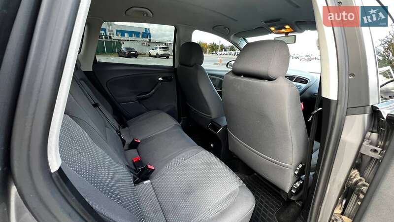 Хэтчбек SEAT Toledo 2006 в Киеве