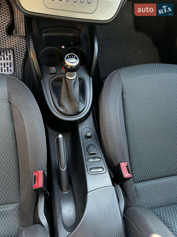 Хетчбек SEAT Toledo 2008 в Львові