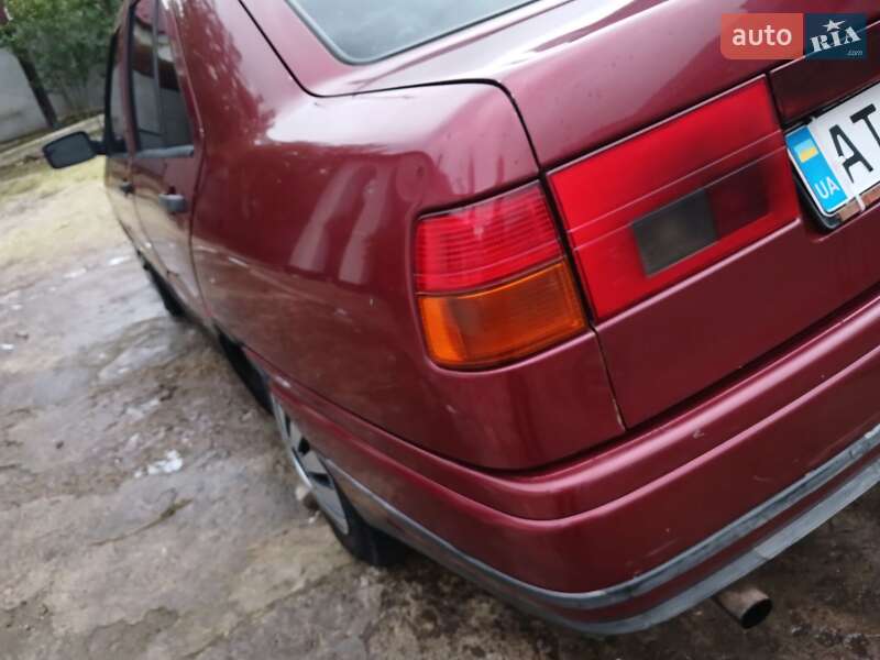 Седан SEAT Toledo 1994 в Монастыриске