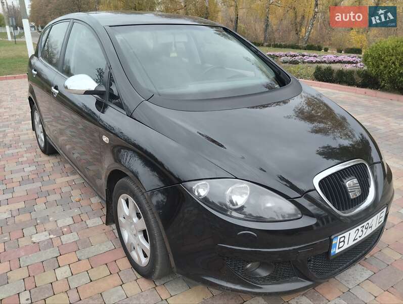 Хетчбек SEAT Toledo 2006 в 
