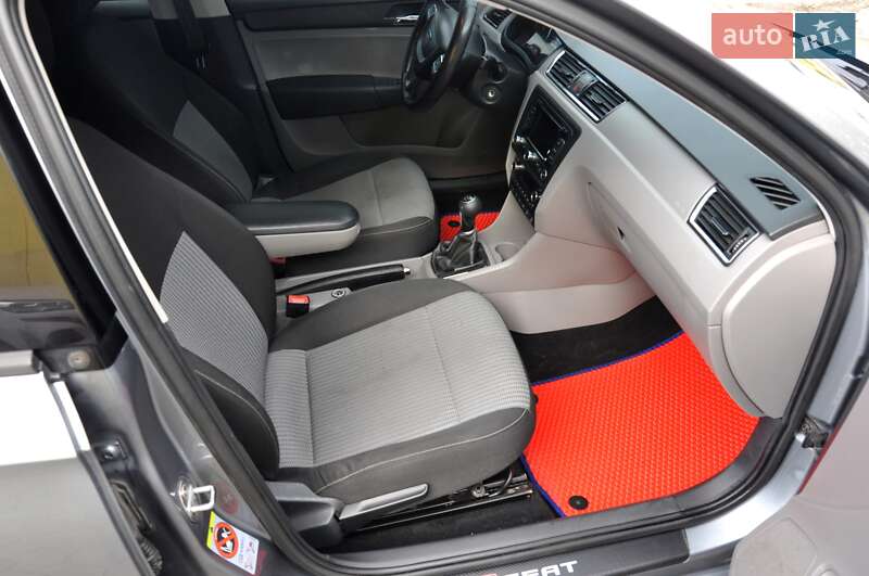 Ліфтбек SEAT Toledo 2013 в Львові фото 26 Ліфтбек SEAT Toledo 2013 в Львові