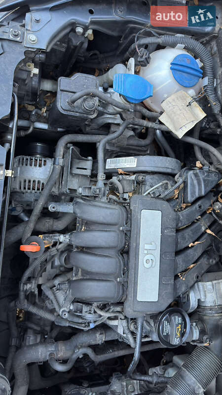 Хетчбек SEAT Toledo 2008 в Долині