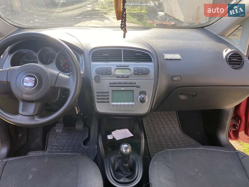 Хетчбек SEAT Toledo 2008 в Івано-Франківську фото 15 Хетчбек SEAT Toledo 2008 в Івано-Франківську