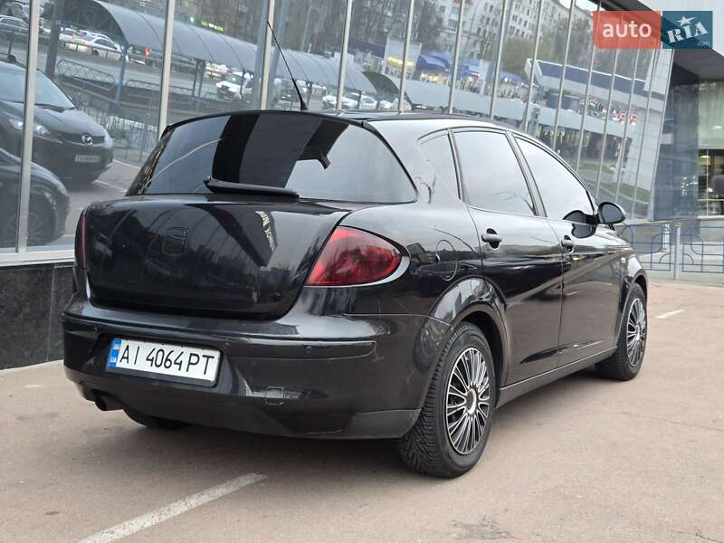 Хэтчбек SEAT Toledo 2008 в Киеве