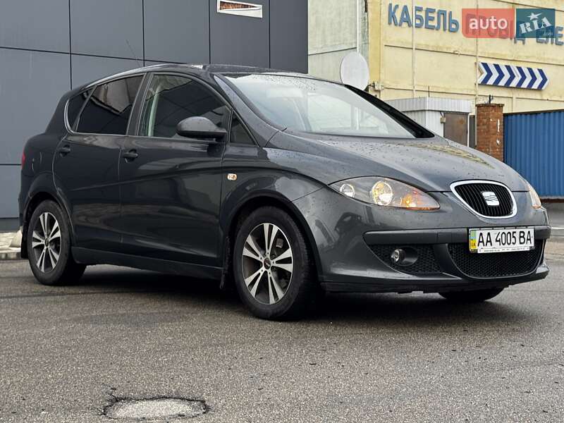 Хетчбек SEAT Toledo 2008 в Києві