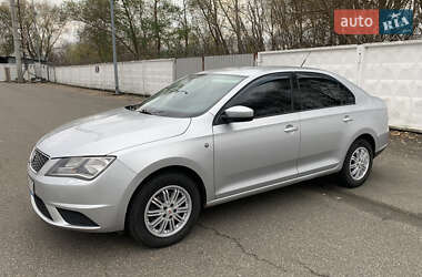 Лифтбек SEAT Toledo 2014 в Киеве