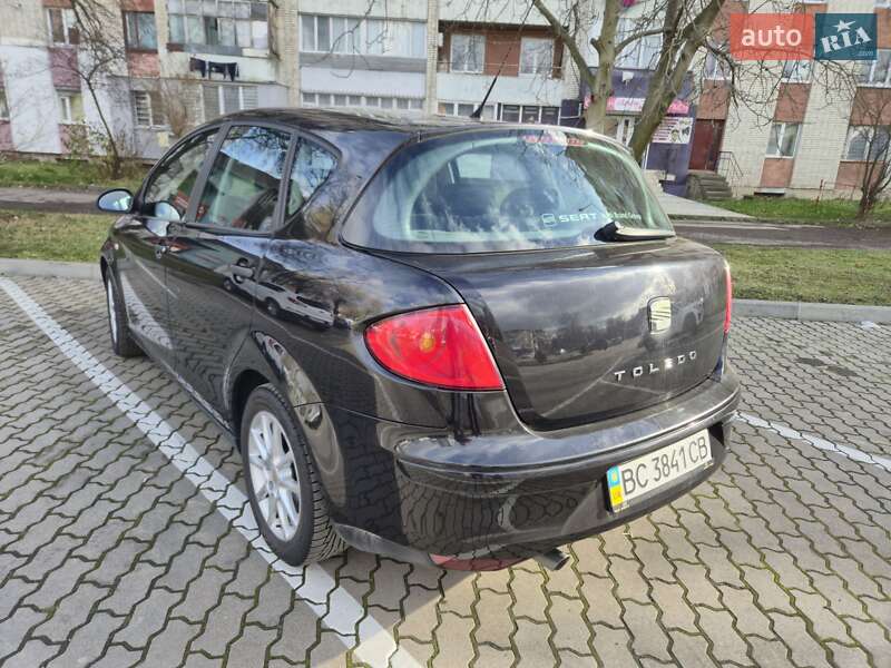 Хэтчбек SEAT Toledo 2008 в Дрогобыче