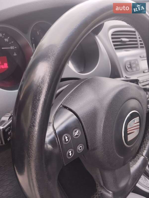 Хэтчбек SEAT Toledo 2006 в Миргороде фото 10 Хэтчбек SEAT Toledo 2006 в Миргороде