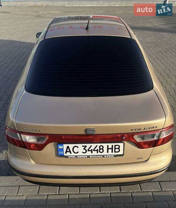Седан SEAT Toledo 1999 в Славуте