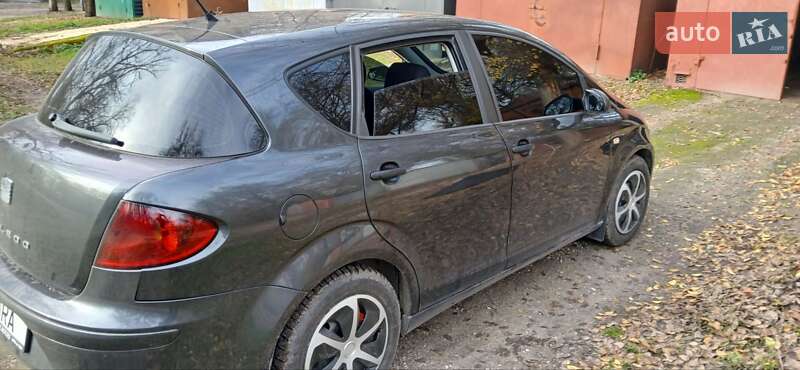 Хэтчбек SEAT Toledo 2008 в Запорожье