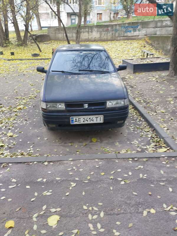 Седан SEAT Toledo 1992 в Дніпрі