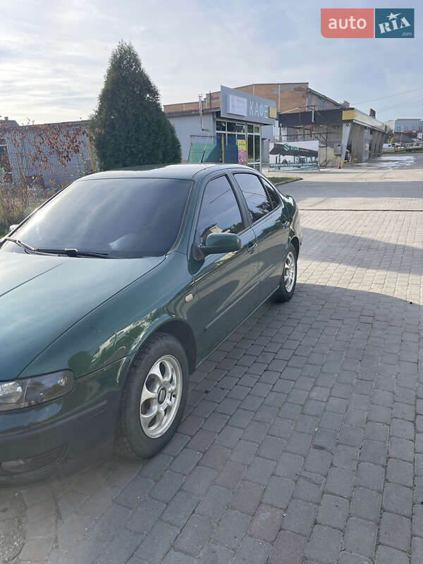Седан SEAT Toledo 2001 в Черновцах