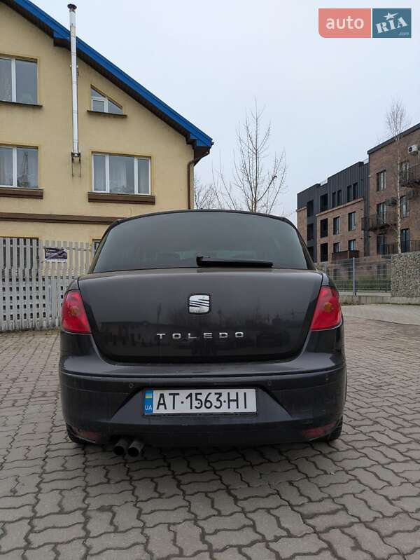 Хэтчбек SEAT Toledo 2005 в Тлумаче фото 6 Хэтчбек SEAT Toledo 2005 в Тлумаче