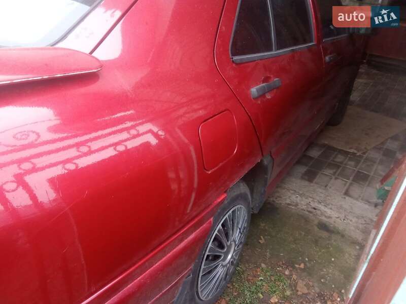 Седан SEAT Toledo 1992 в Калуше